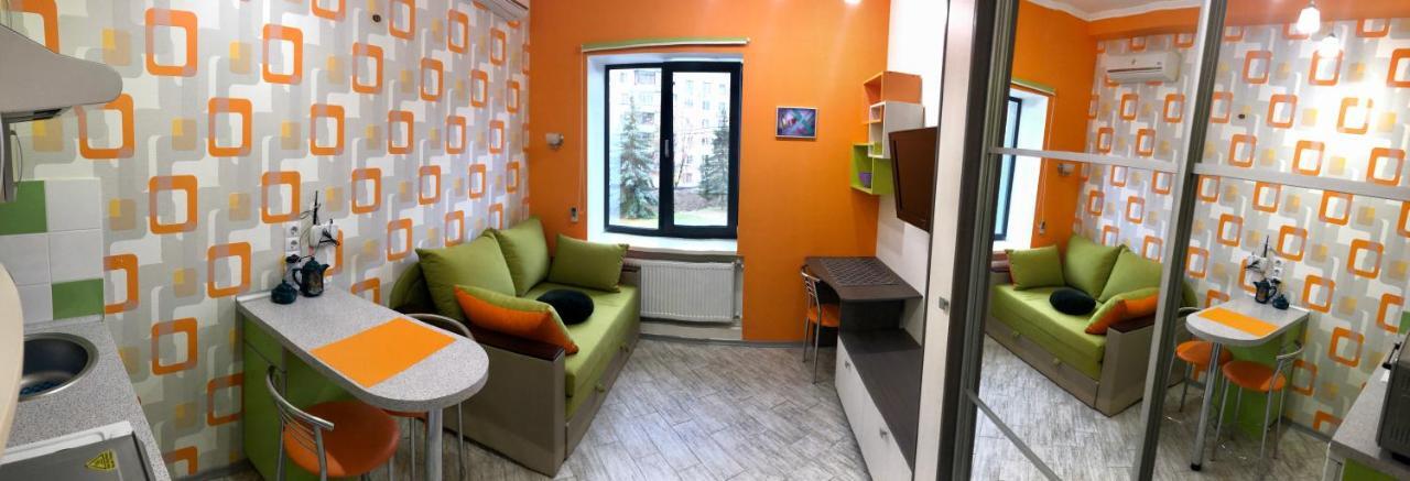Smart Apartment ハルキウ エクステリア 写真